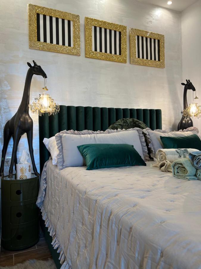 La Dolce Vita Luxury II Apartments With Best Free Private Parking In Center Pula Exterior photo